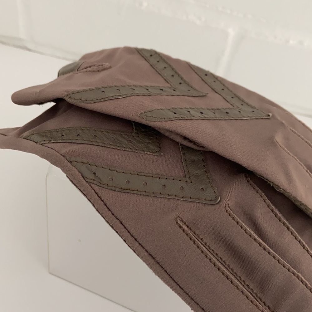 Womens winter grayish/taupe/tan one size isotoner driving gloves - Picture 3 of 8